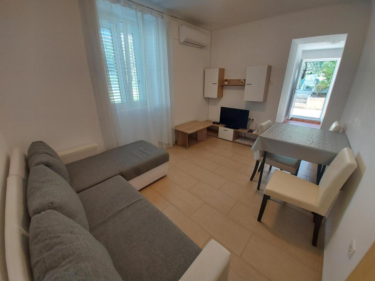Apartment Marija 2 Draga Bascanska